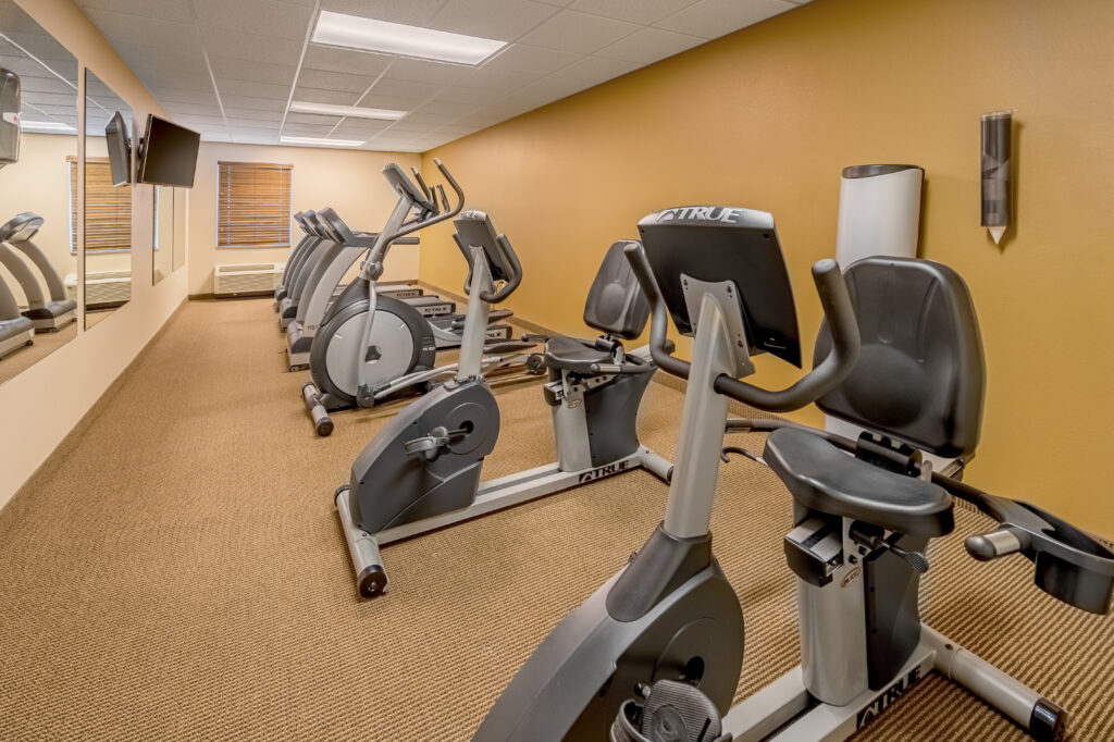 Landmark Suites_Fitness Center_1